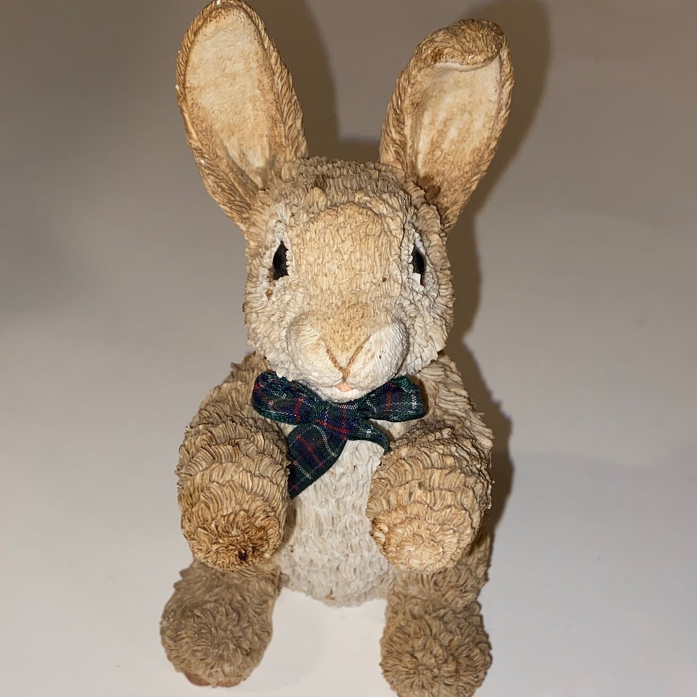 Bobtails “Abigail” Resin Upright Brown with Plaid Bow Outreach Arms 4.5” H